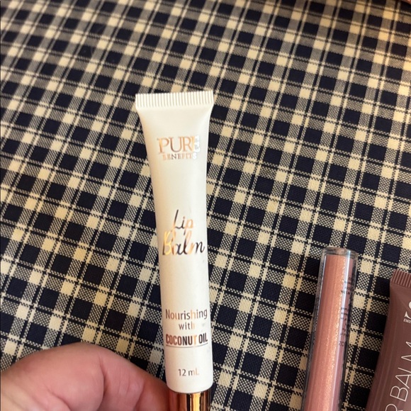 Koala Kanvas  Velvet Cosmetic Bag with Motivational Text and three lippies - Picture 7 of 9